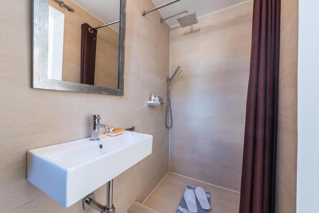 A Room With A View Athena Bagian luar foto